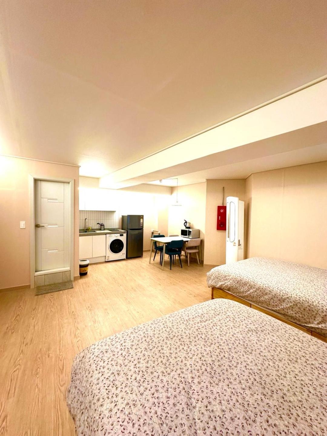 R Guesthouse Jongmyo Seul Zewnętrze zdjęcie