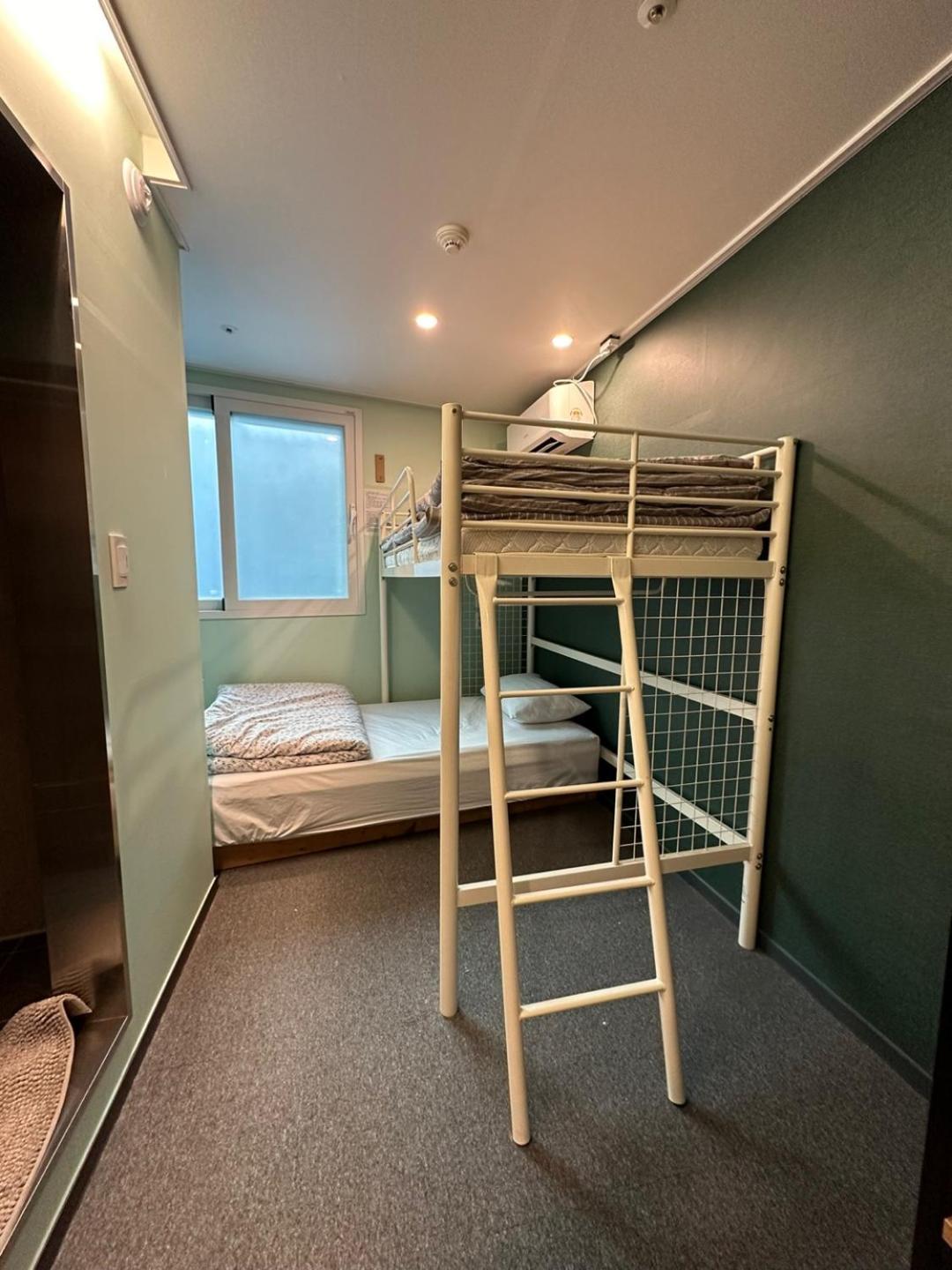 R Guesthouse Jongmyo Seul Zewnętrze zdjęcie